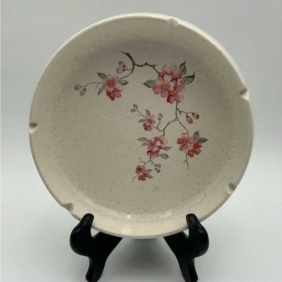 Vintage 1970’s Large Pottery Craft Made In USA Speckled White w/Flowers Ashtray - Picture 2 of 7